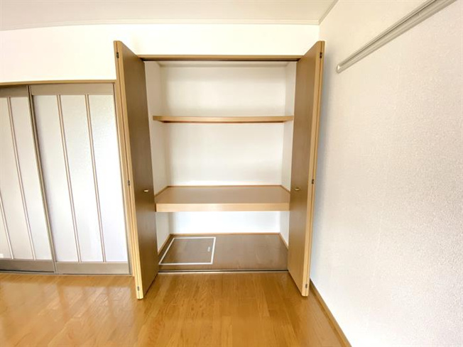 収納力にある収納付きです