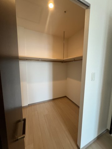 小樽市稲穂３丁目の中古マンション【収納】