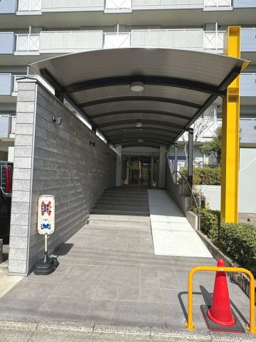 プリオーレ京都西院【エントランス】