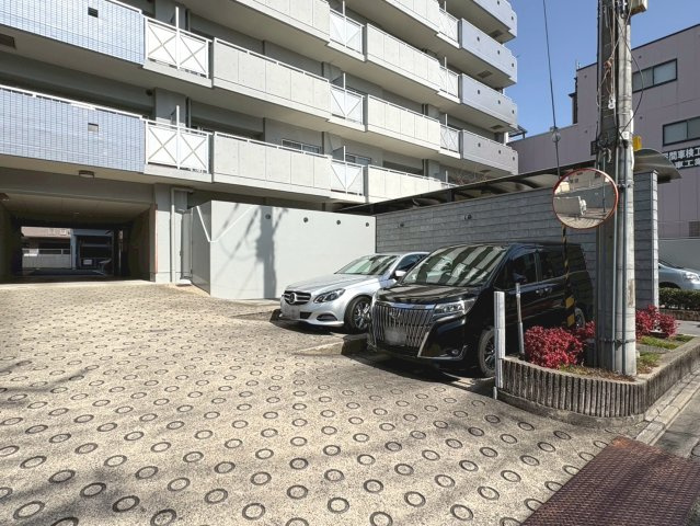 プリオーレ京都西院【駐車場】空き状況は要確認