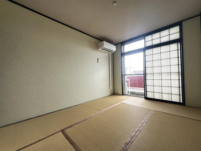 エアコン付き和室になります。