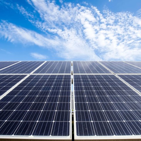 SUNCOURT　小倉南区横代北町2丁目【太陽光発電パネル搭載】導入されたお客様は電気代の節約ができるうえ、停電時にも電気が使えるため安心。