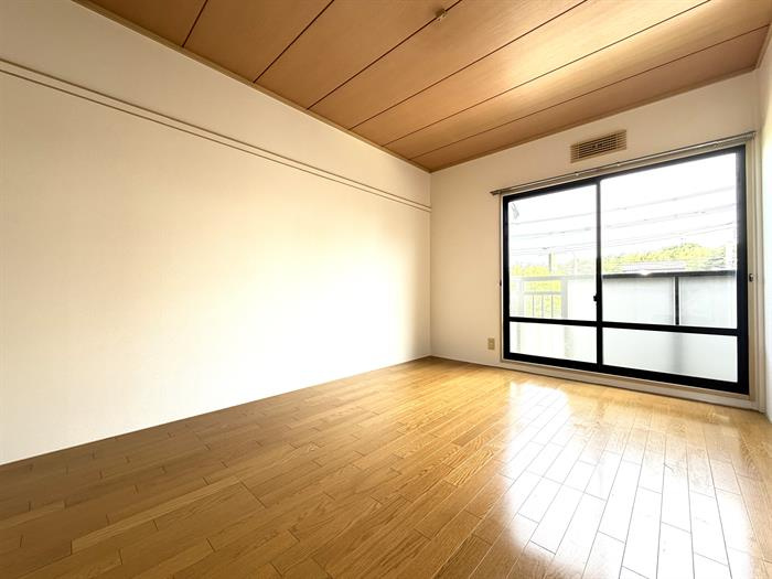 洋室も使いやすい広さです！