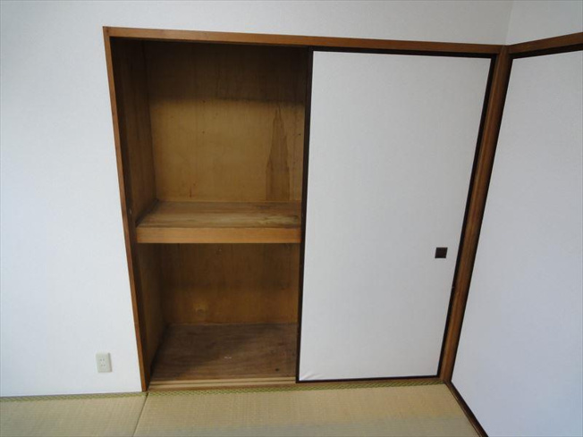 押し入れ収納