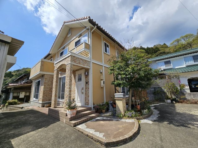 鳥取市覚寺中古建ての画像
