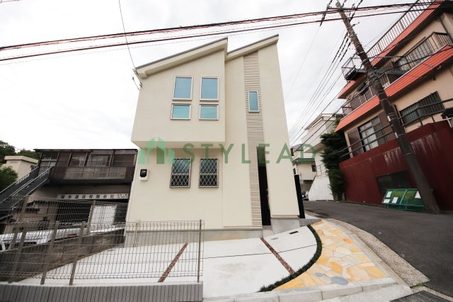 横浜市港南区上大岡東３丁目の新築一戸建【外観】