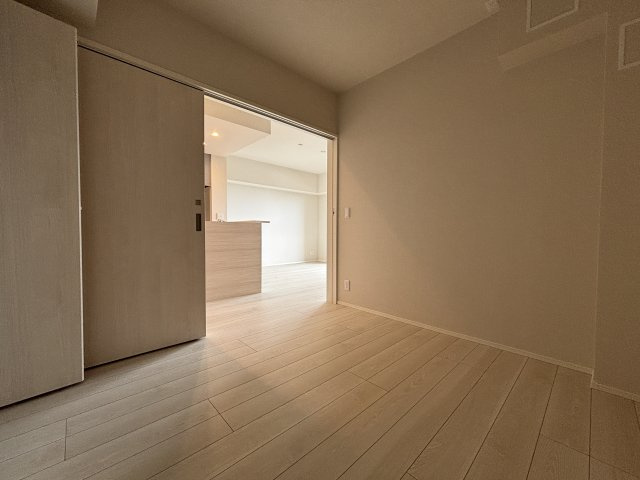 ベアーズコート北谷上勢頭ヒルズ・1302号室【洋室】