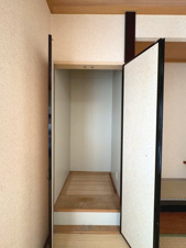 山科区西野山中臣町【収納】