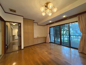 山科区西野山中臣町【洋室】