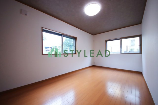 横浜市戸塚区下倉田町の中古一戸建【洋室】