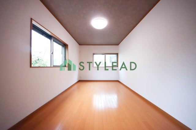 横浜市戸塚区下倉田町の中古一戸建【洋室】