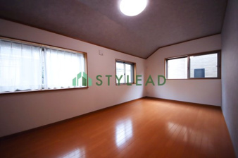横浜市戸塚区下倉田町の中古一戸建【洋室】