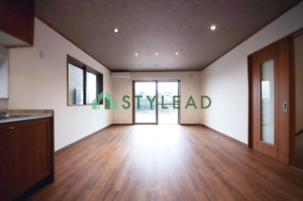 横浜市戸塚区下倉田町の中古一戸建【居間・リビング】
