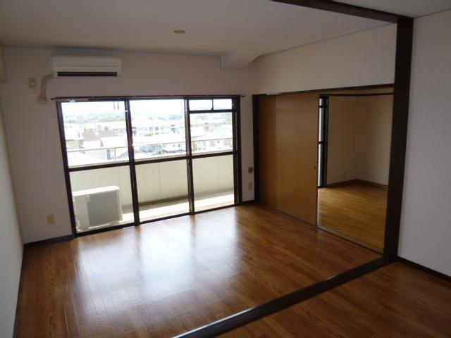 別のお部屋の写真となりますので、現地ご確認ください