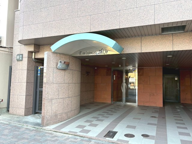 エミネンス四条【エントランス】