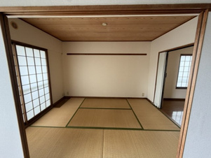 高槻市松が丘１丁目の中古マンション【和室】和室 6帖
