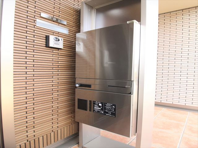 部屋毎に宅配ボックスがあります！