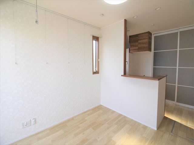 お部屋に窓が多いのも特徴です！