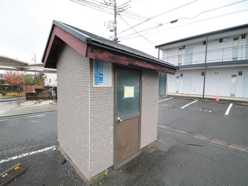 嬉しい敷地内ゴミ捨て場♪