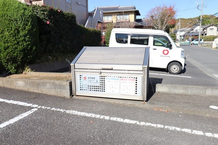 ゴミストッカー