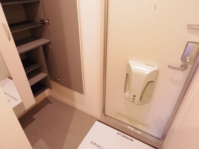 シューズボックス