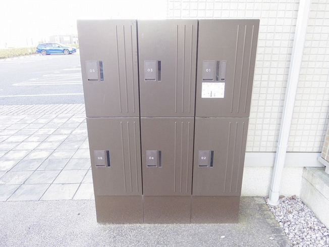 宅配ボックス