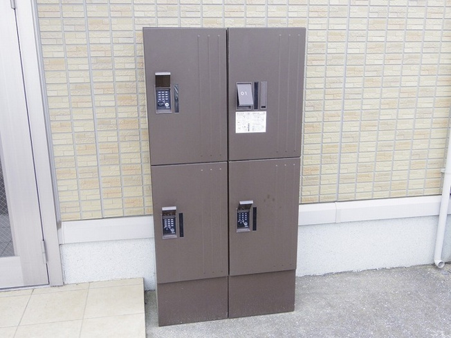 宅配ボックス