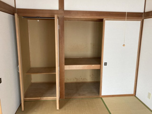 西２３条南４丁目【和室】