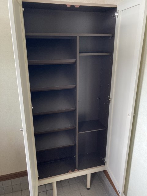 西２３条南４丁目【収納】