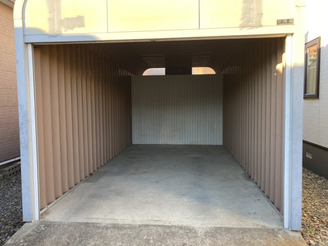 西１７条北２丁目【洋室】