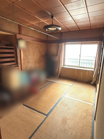 亀岡市篠町野條下川【和室】2F6帖和室：リフォームをお楽しみいただけます
