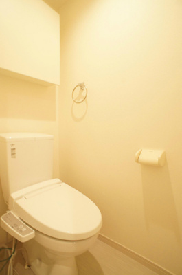 シンプルで使いやすいトイレです