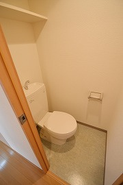 板橋区板橋２丁目のマンション【トイレ】