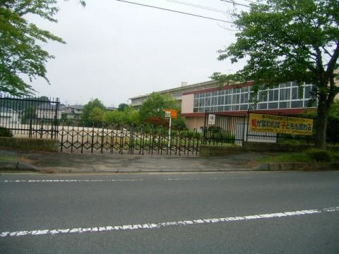 石岡市立南小学校 1km