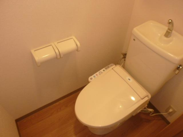シャワー付トイレ