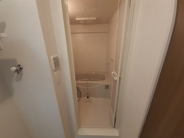 バス