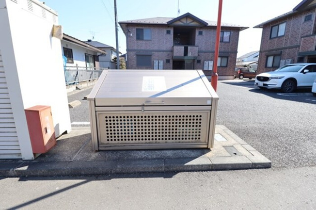 ゴミストッカー