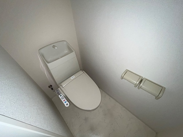 シャワー付トイレ