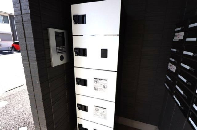 宅配BOX完備