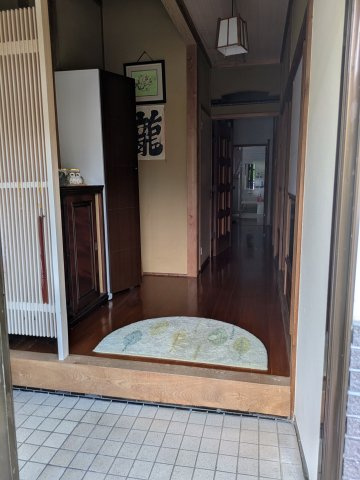 鳥取市気高町宝木戸建て【玄関】