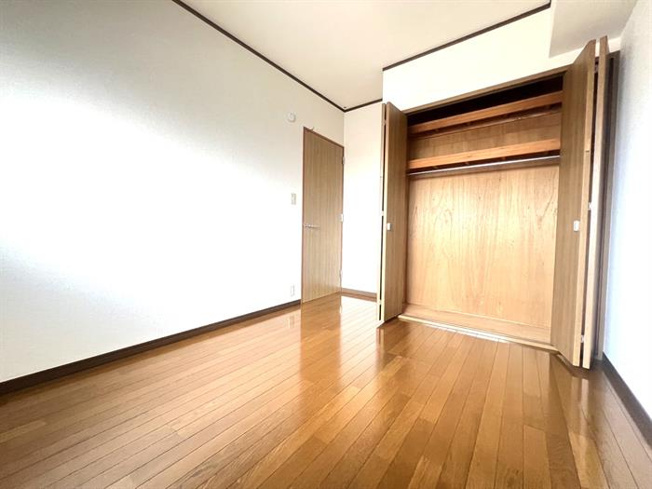他の部屋の写真です。室内は現況を優先します。