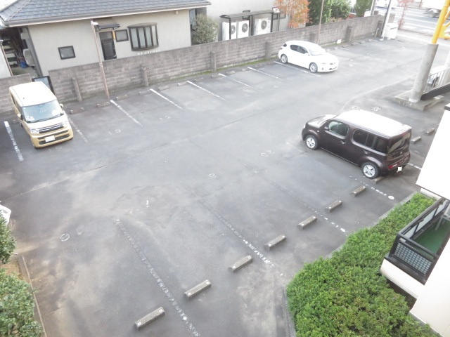 駐車場1台付です！