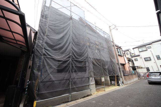 川崎市幸区柳町の新築一戸建【前面道路含む現地写真】