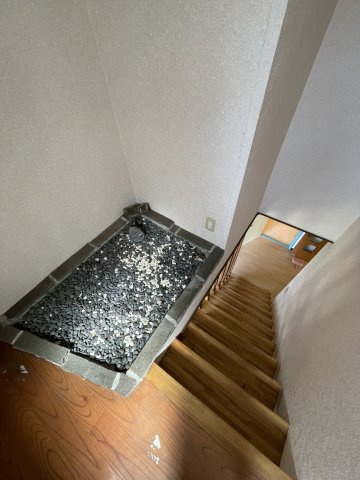 小樽市桜２丁目の中古一戸建【その他】階段