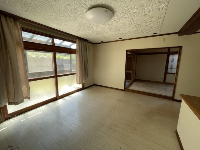 小樽市桜２丁目の中古一戸建【居間・リビング】