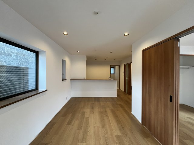江戸川区東葛西9丁目 戸建【居間・リビング】