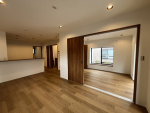 江戸川区東葛西9丁目 戸建【居間・リビング】