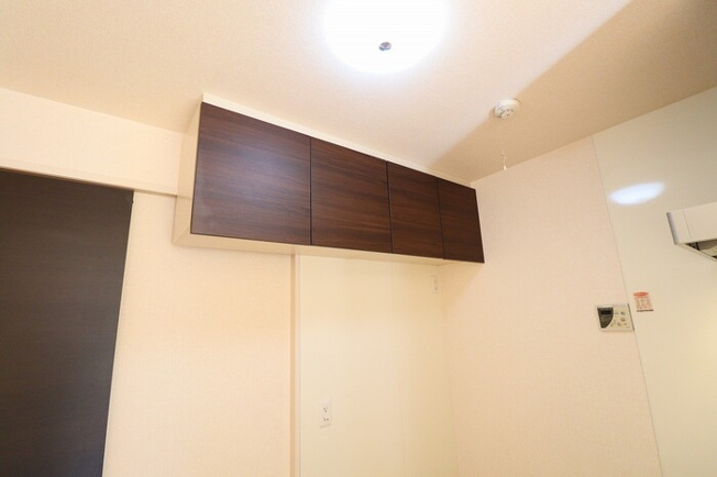 キッチン背面収納