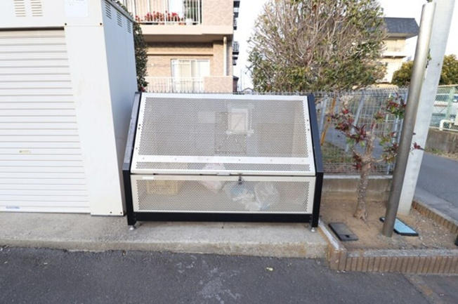 ゴミストッカー
