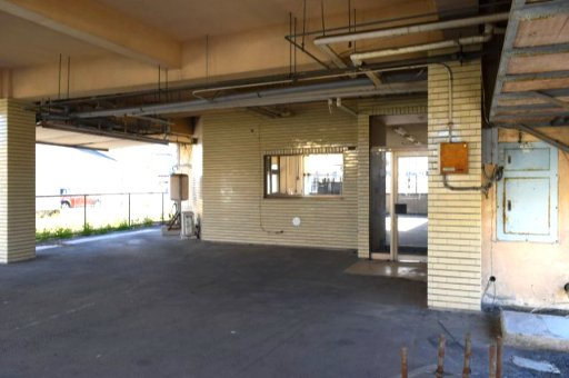 石巻市田道町２丁目の事務所【駐車場】